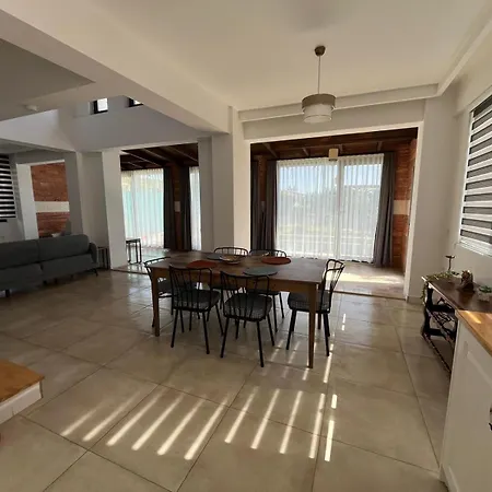 Derya Agullu 5 * カシュ