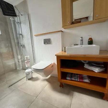 Derya Agullu 5 カシュ